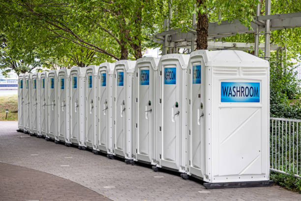 Porta potty delivery and setup in Richville, OH
